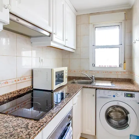 Amazing In With Kitchen * Торевьиа
